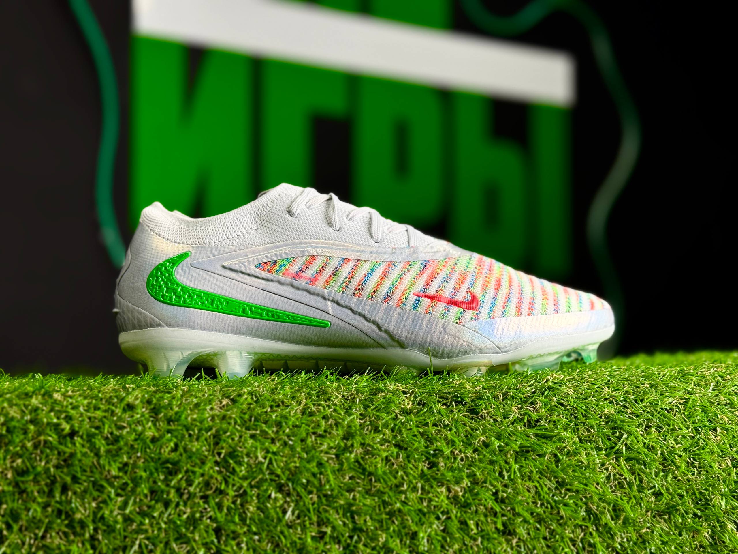 Nike Phantom 6 EA SPORTS Elite FG